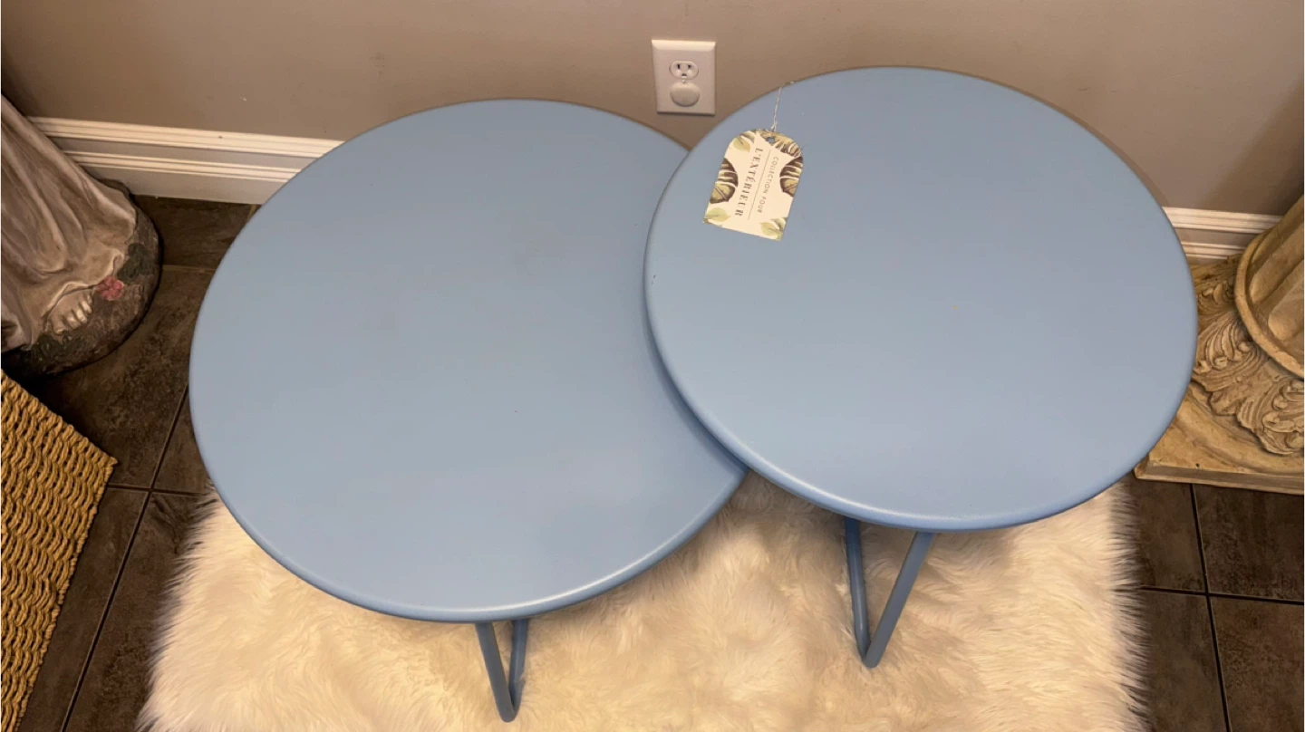 Set of 2 Blue Round Nesting Side Tables