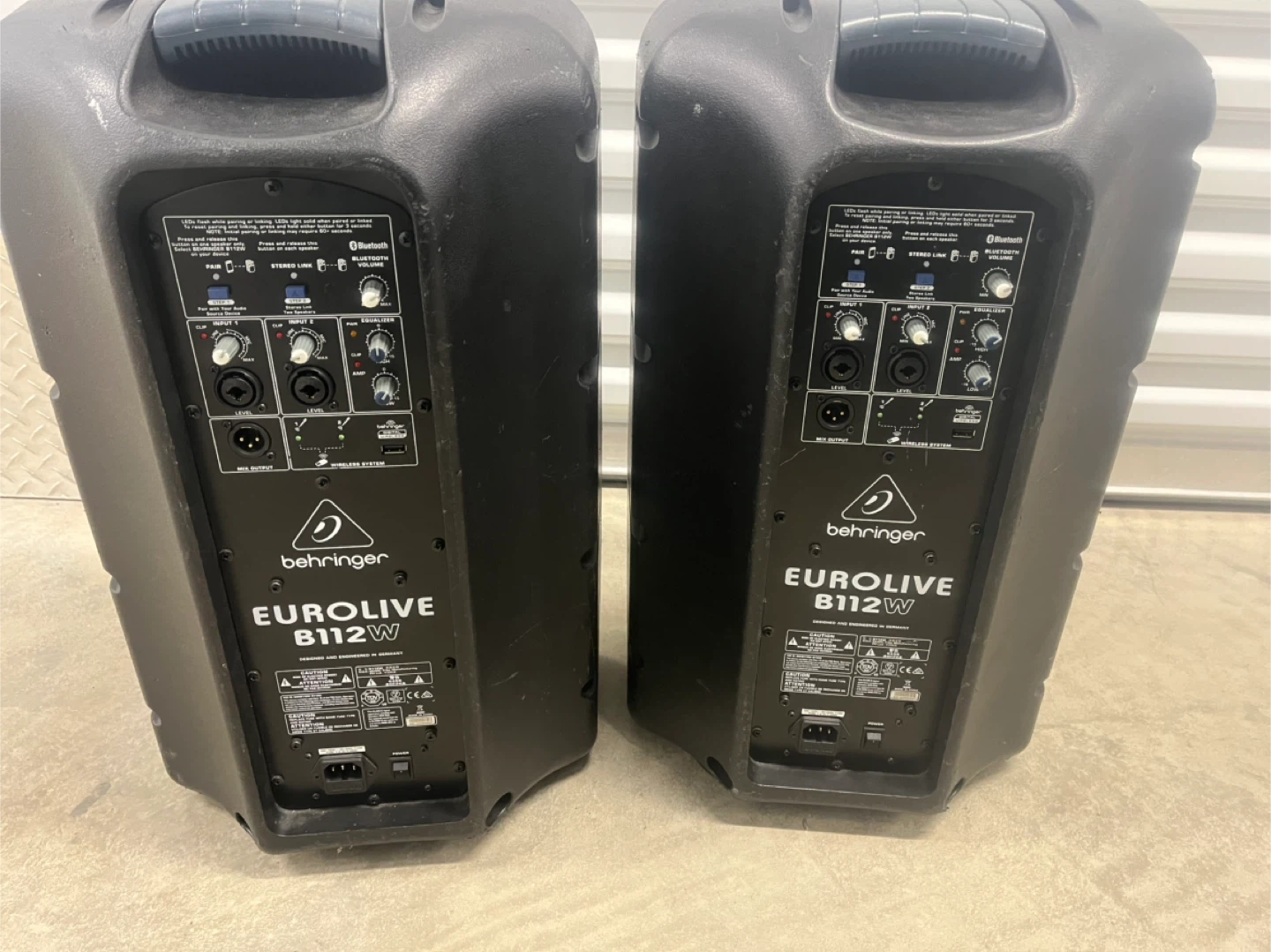 Behringer EUROLIVE B112W Powered PA Speakers (Pair) - photo 2