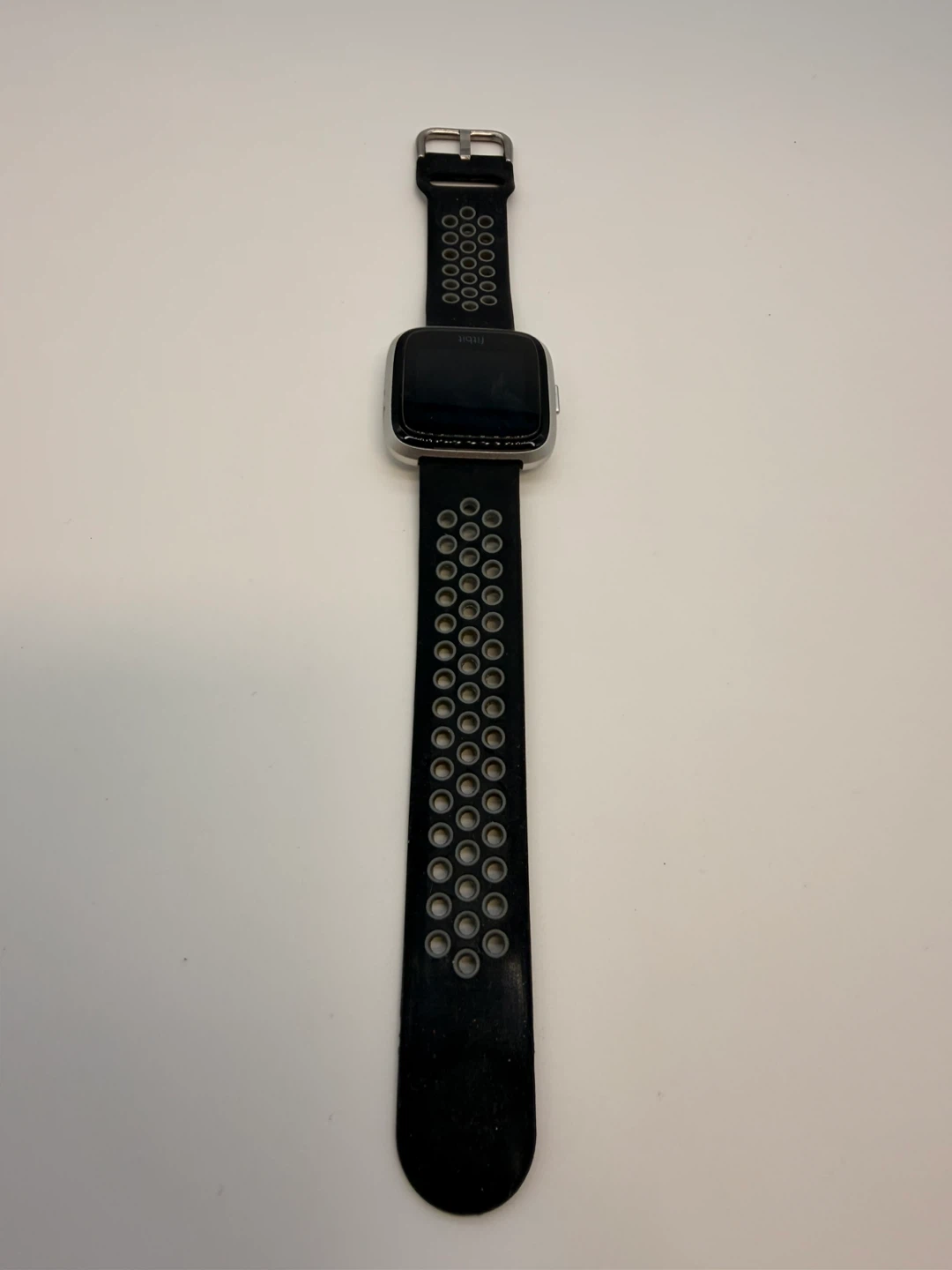 Fitbit Versa Smartwatch - photo 5