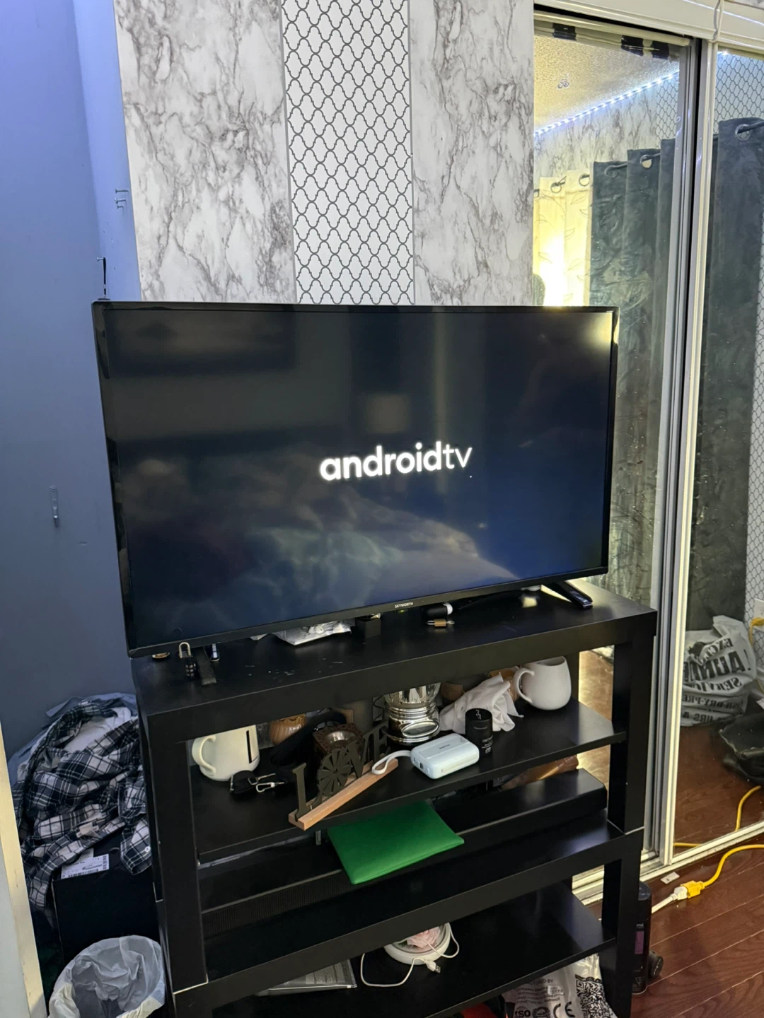 Black 50-inch Smart TV with Android TV - photo 2