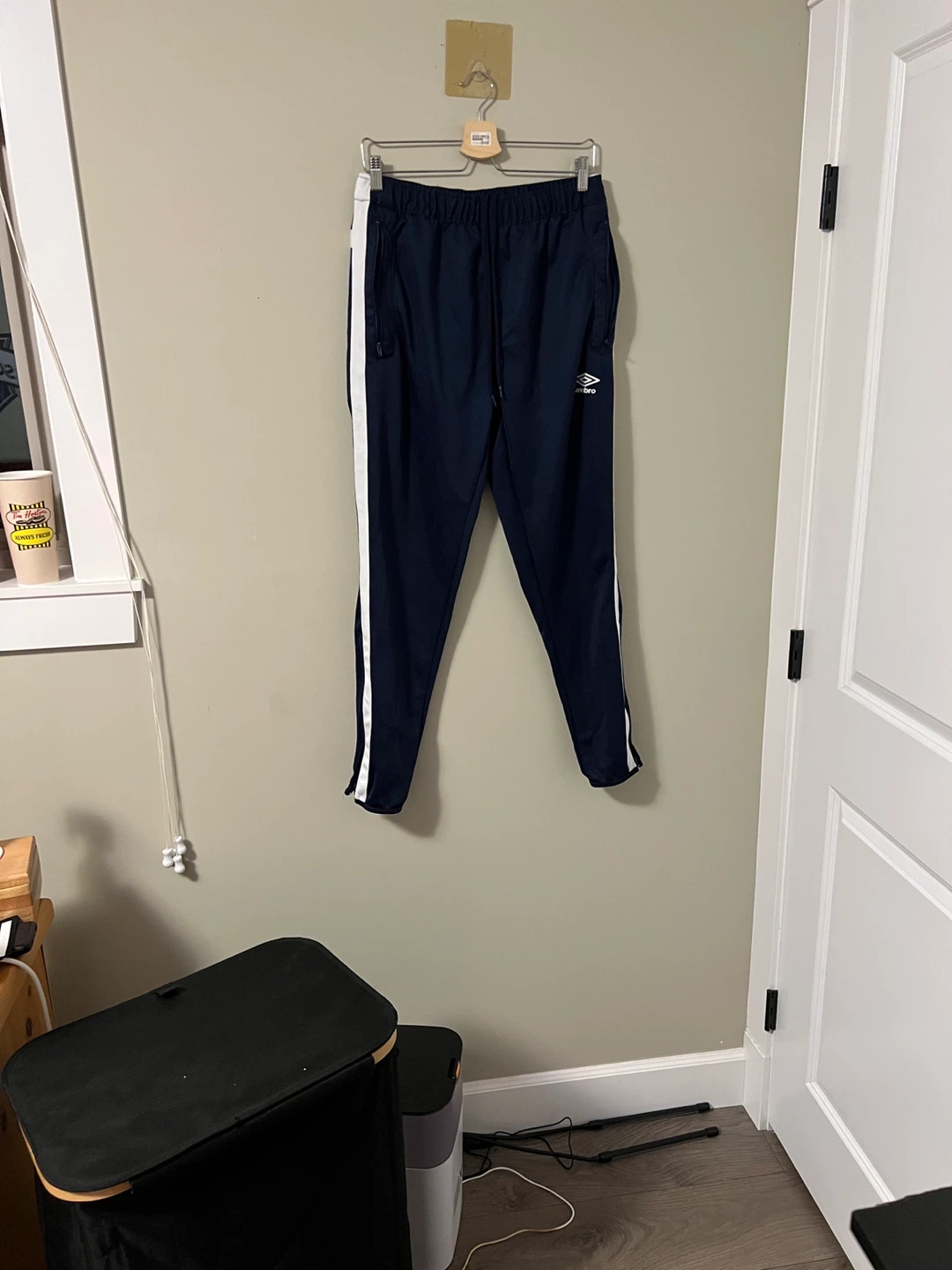 Umbro Navy Track Pants - Size M