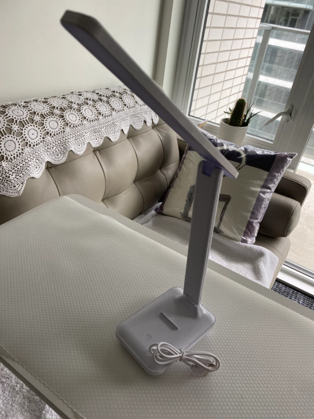 LED European Rotary Table Lamp - photo 3