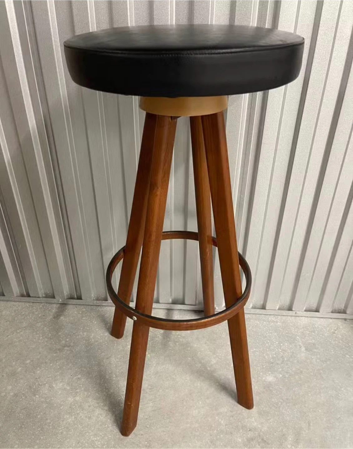 Swivel Bar Stool - Black Seat & Wooden Legs