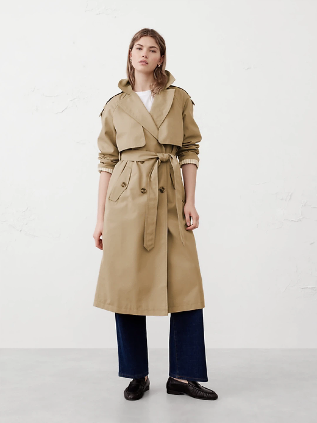 Banana Republic Classic Timless Trench Coat- WORN ONCE!!