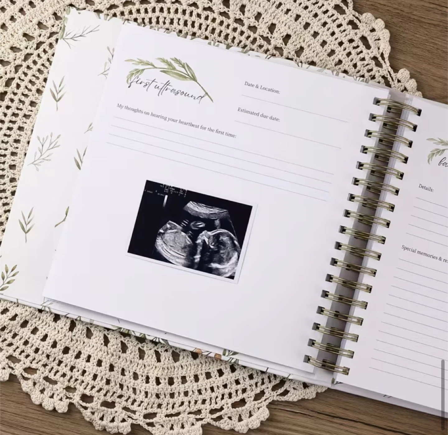 Baby keepsake/memory book - photo 3