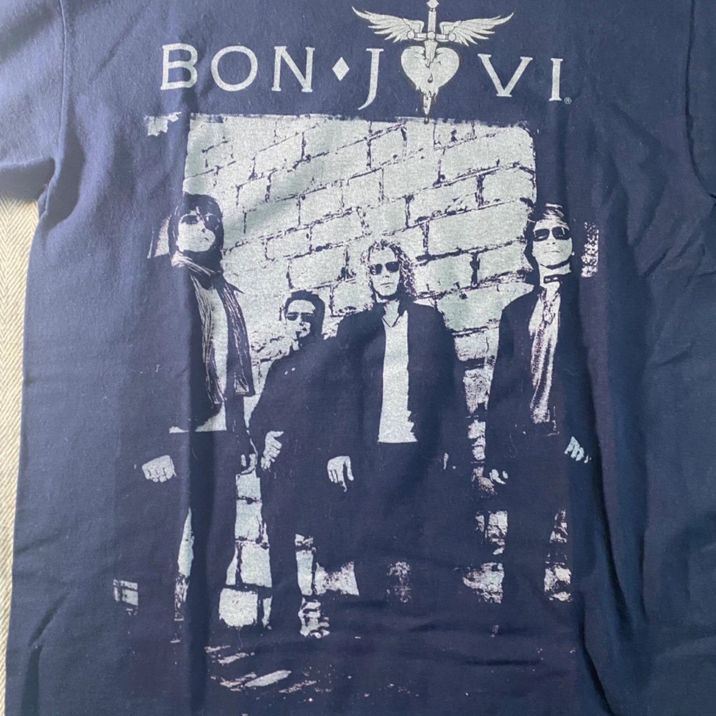 2011 Bon jovi Tour T-Shirt Size M - photo 2