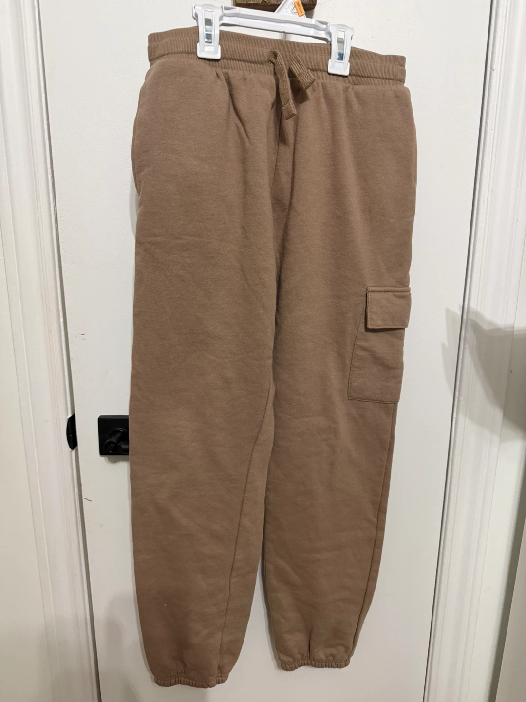 Size 14/16 never worn Cargo girls joggers