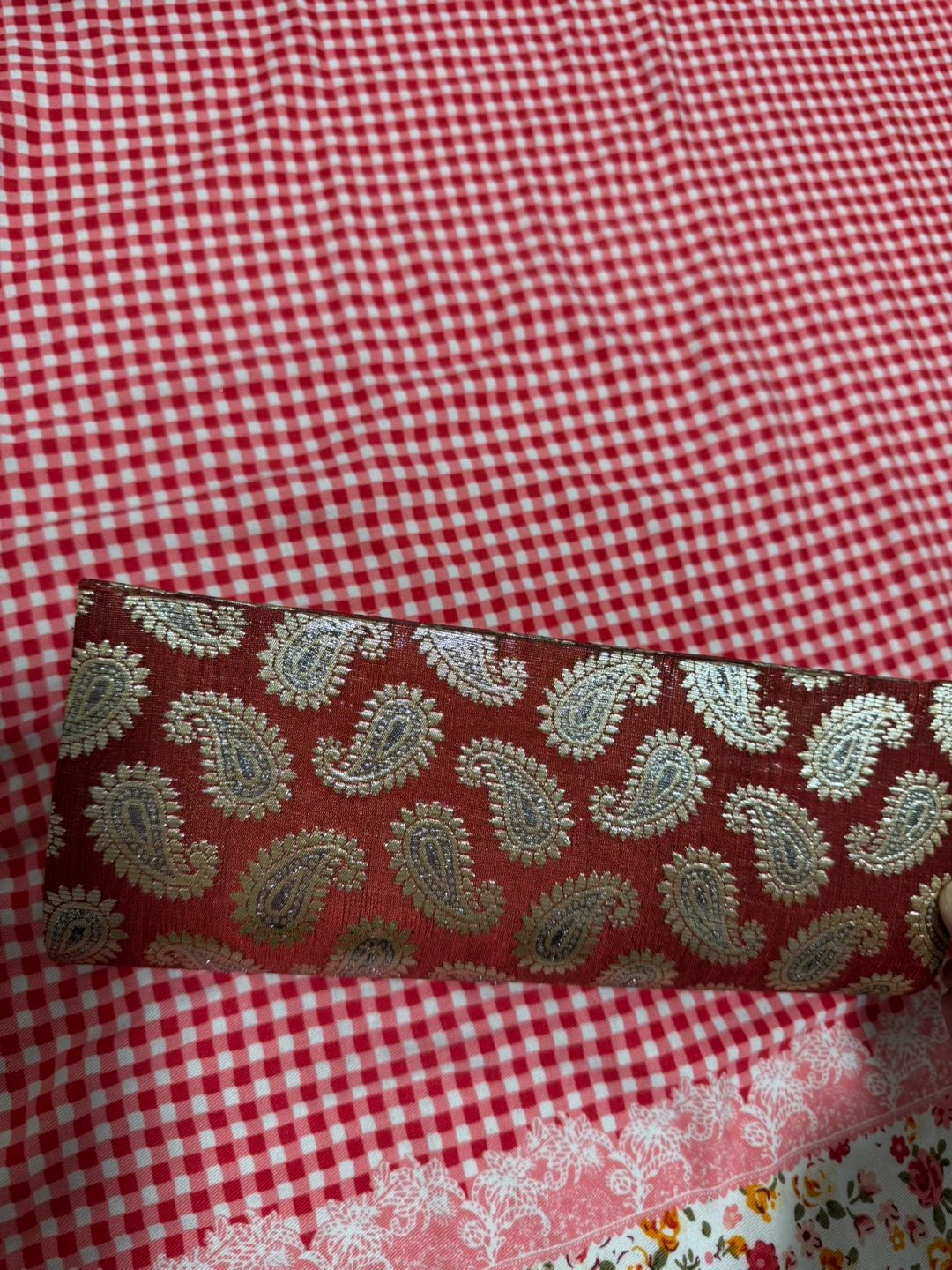 Red Paisley Clutch with Silver Chain - photo 4