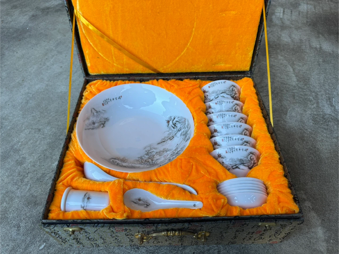 Beijing 2008 Olympic Ceramic Tea Set - photo 2