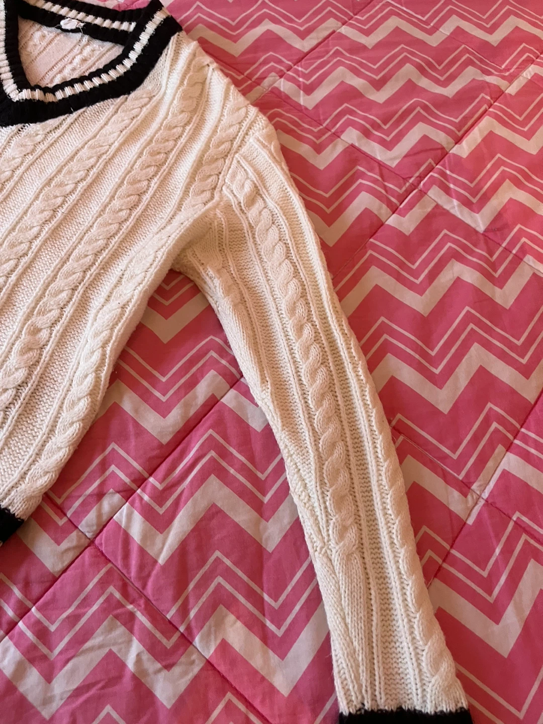 Garage Cream Cable Knit V-Neck Sweater with Black Trim - photo 3