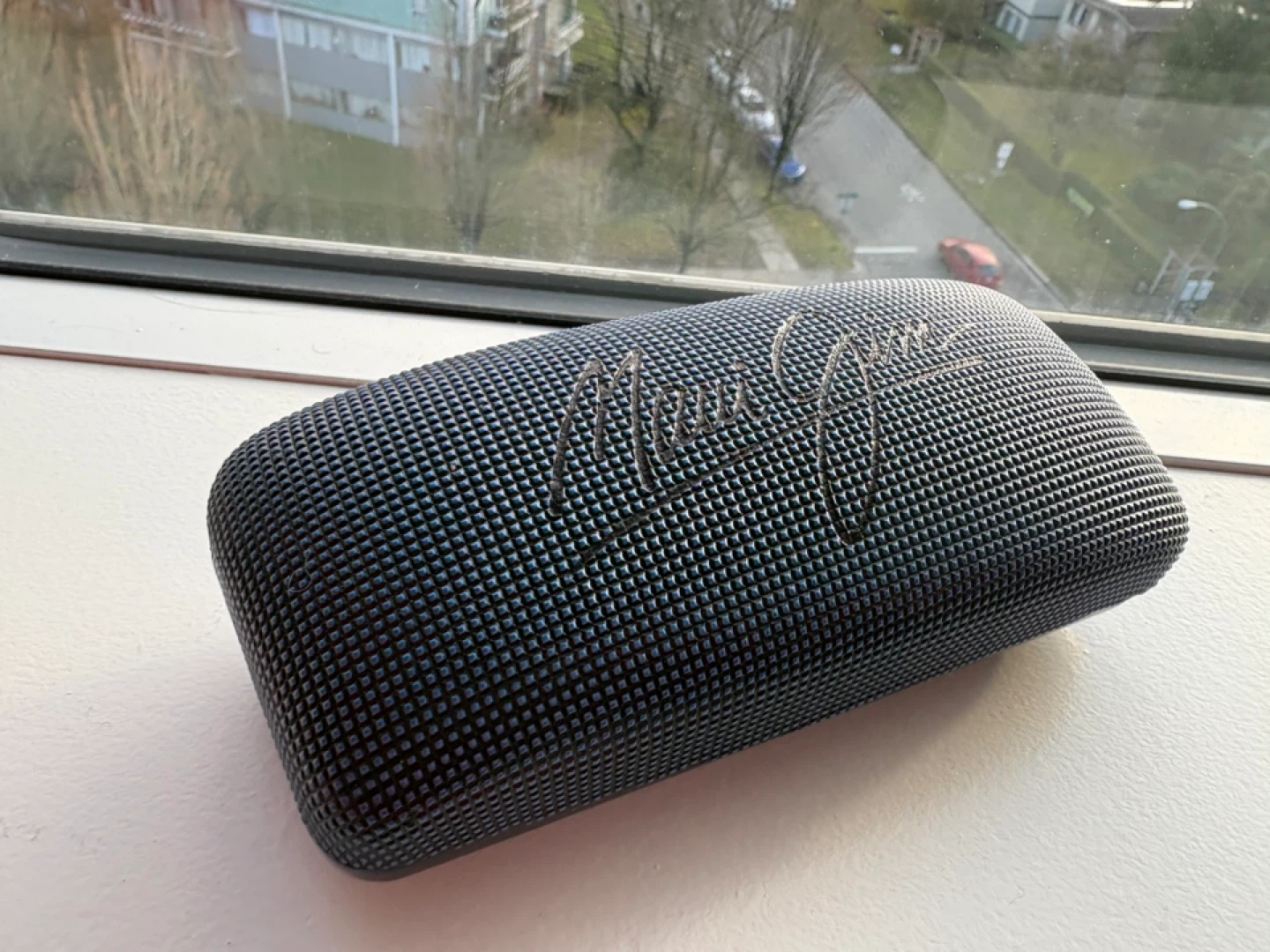 Maui Jim Sunglasses with Case - photo 2