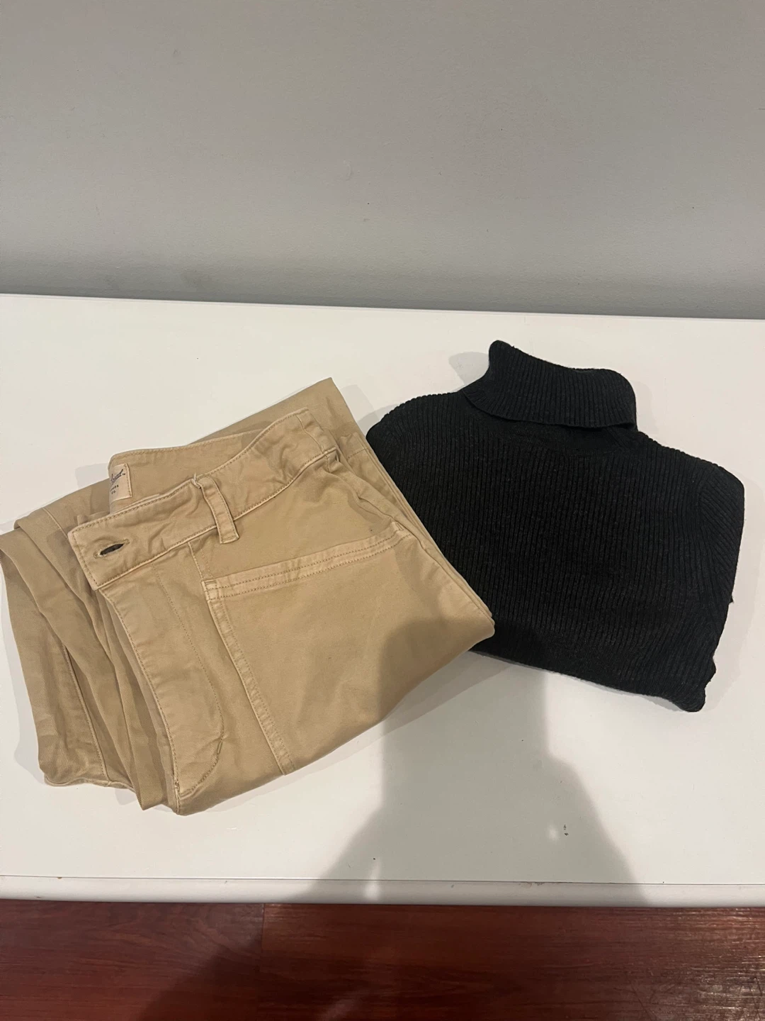 Pants & Grey Turtleneck Sweater Set🧡🧡