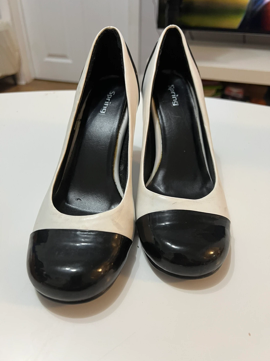 Spring Women's Black and White Cap Toe Heels Size 37