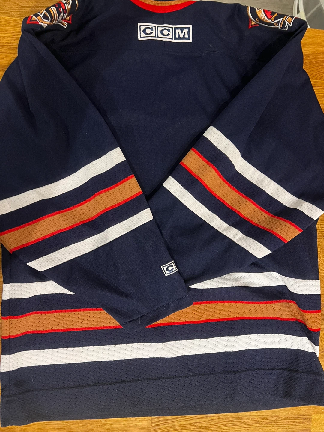 Vintage 2000’s CCM Edmonton Oilers Hockey Jersey - photo 2