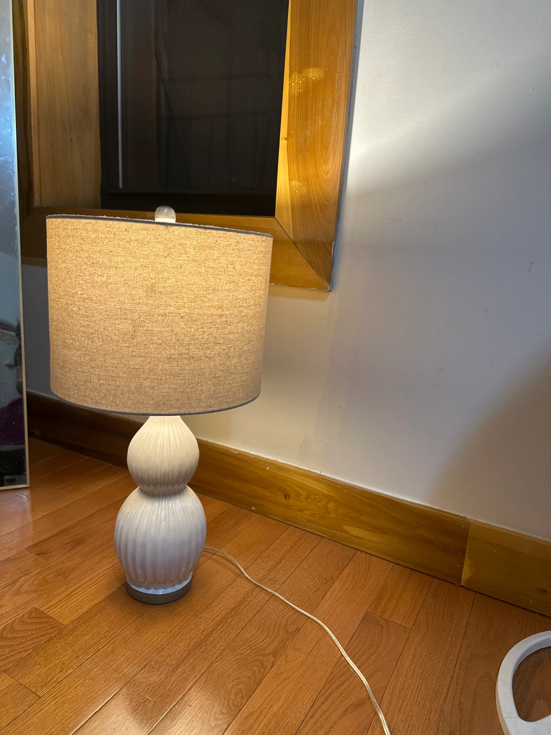 White Ceramic Accent Table Lamp with Fabric Shade - photo 3