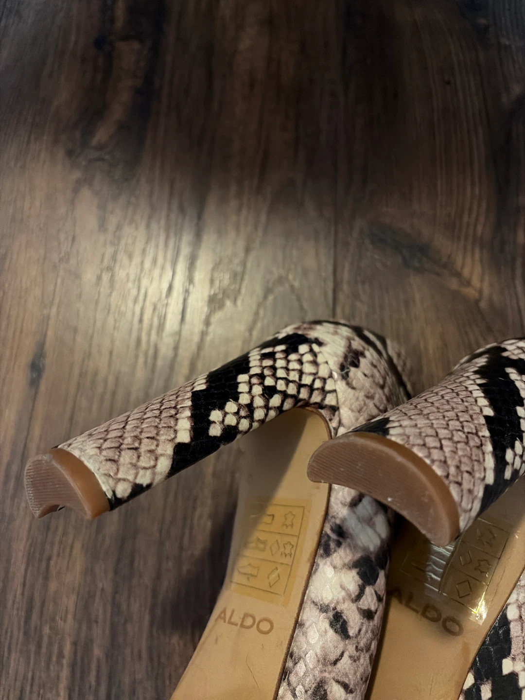 ALDO Women's Snake Print Heels Size 6.5 - photo 3