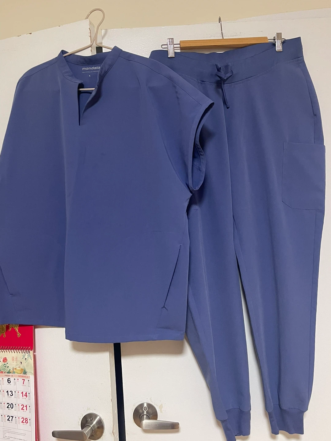 Mandala Scrub Top and Pants Set - Size L - photo 2