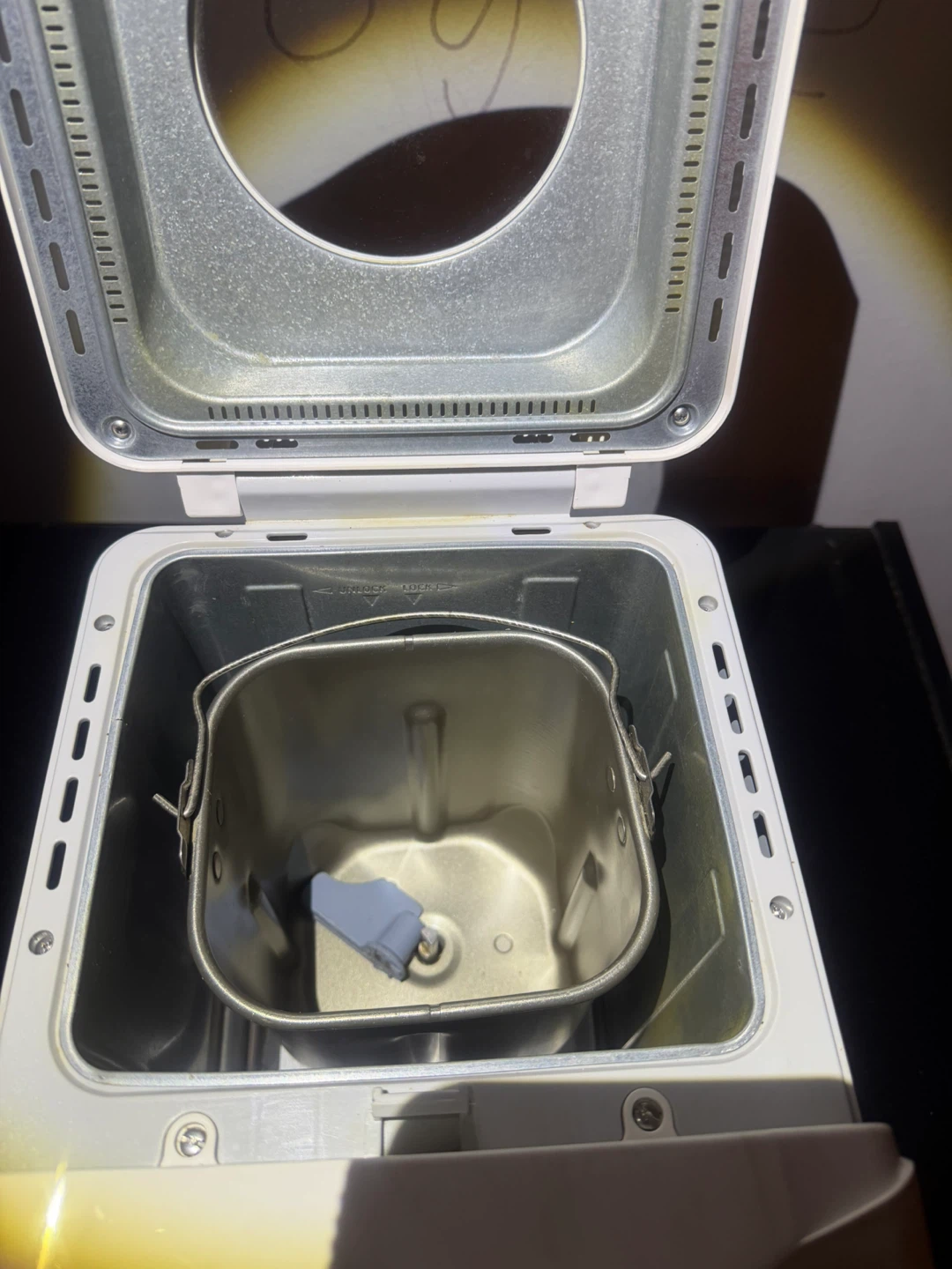 Black & Decker All-In-One Pro Automatic Breadmaker - photo 2
