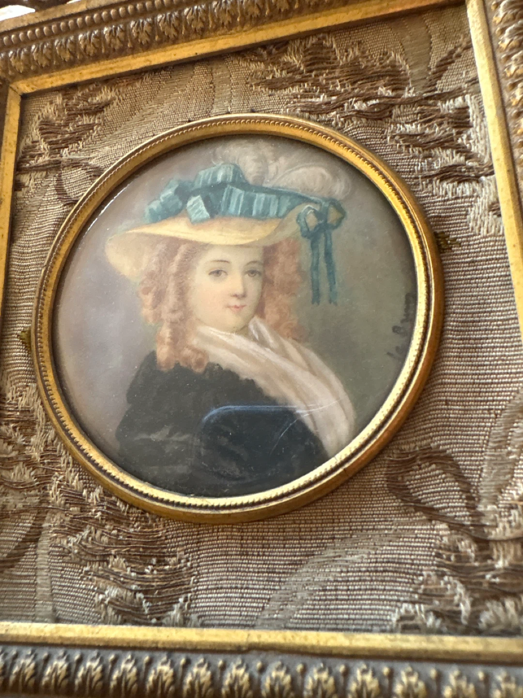 Vintage Miniature Portrait Picture Frame - photo 3
