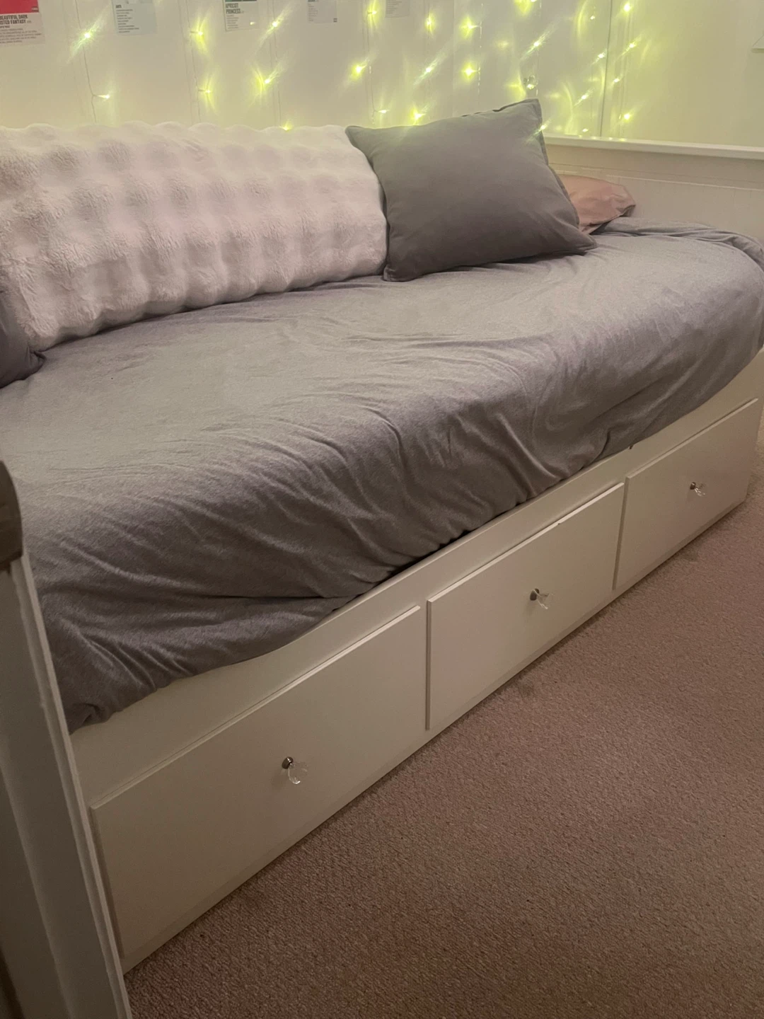 IKEA day bed - photo 2