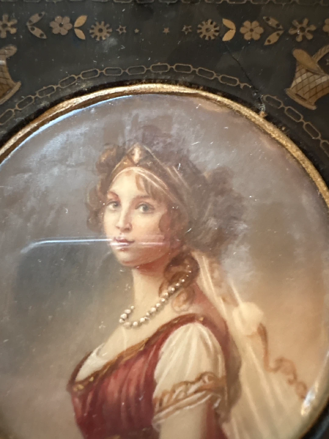 Antique Portrait Miniature with Decorative Frame - photo 2