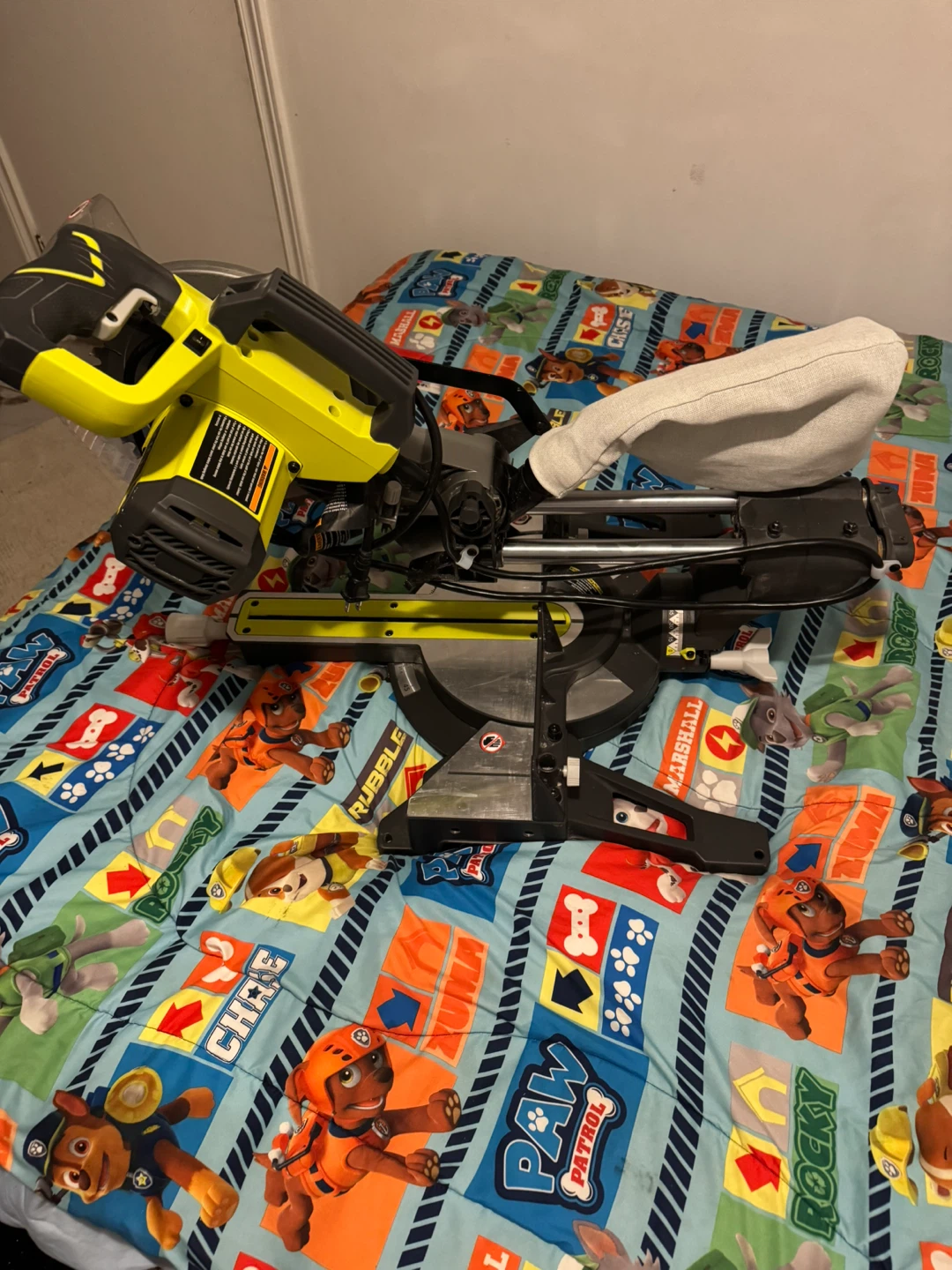 Ryobi Compound Miter Saw - photo 2