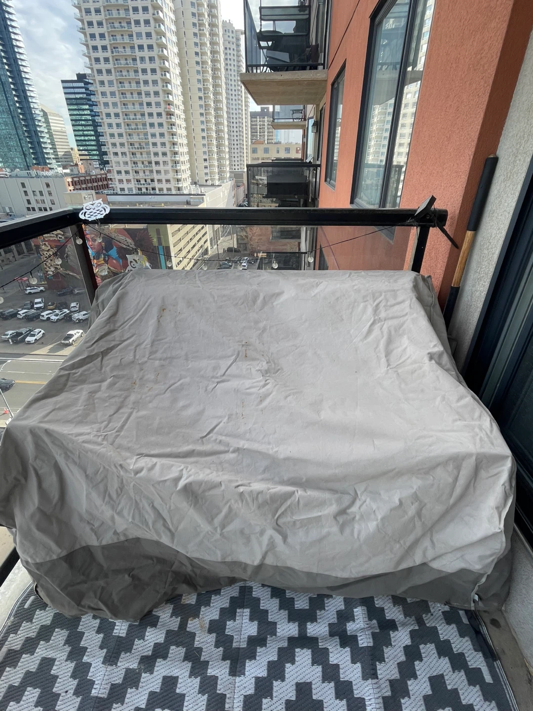 Wicker Loveseat with all weather cover - photo 2