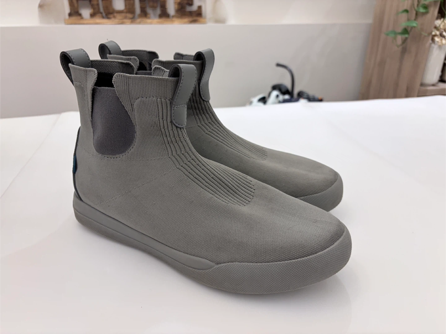 Vessi Weekend Chelsea Waterproof Boots Shoes Men’s Size 12
