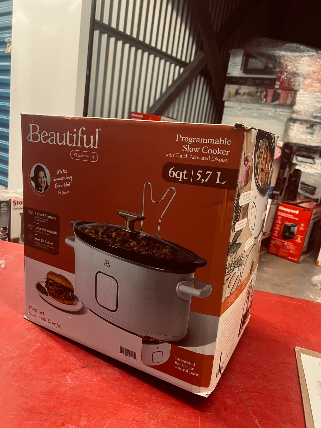 Beautiful Programmable Slow Cooker 6qt 5.7L
