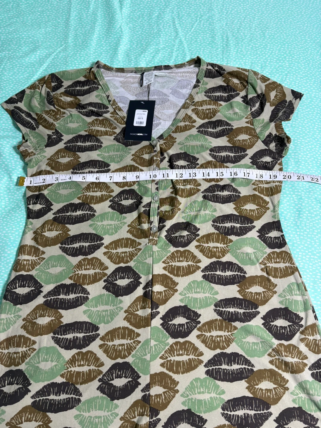 Fashion Nova Camo Lips Romper - photo 4