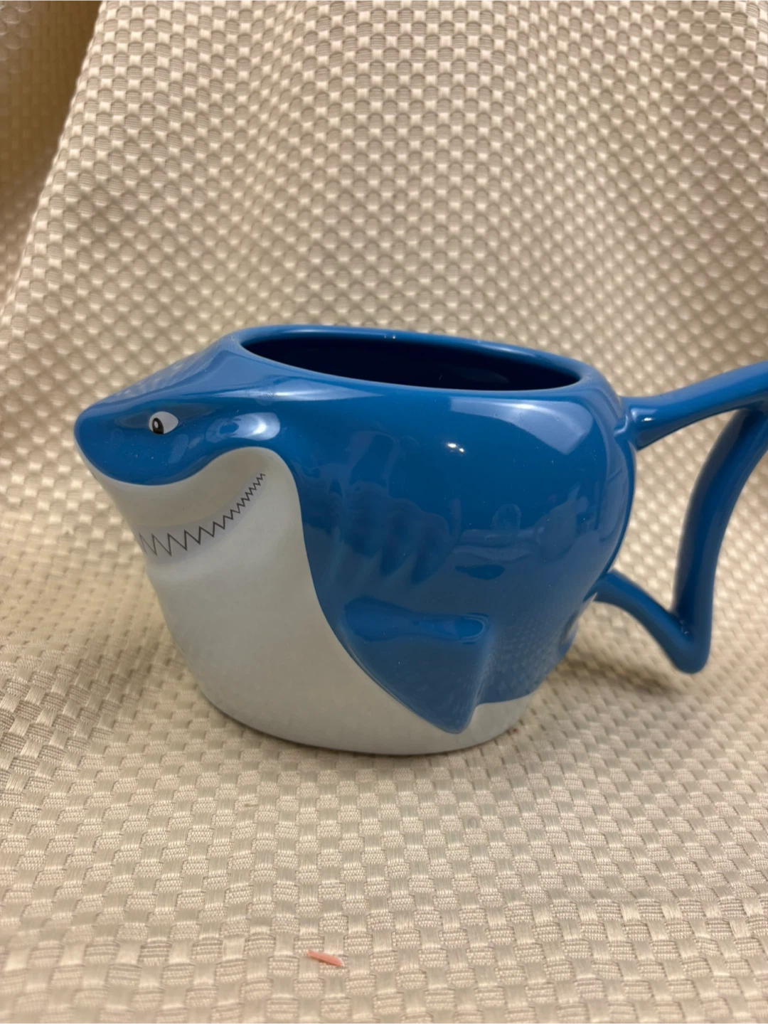 Disney Pixar Shark Mug - photo 2