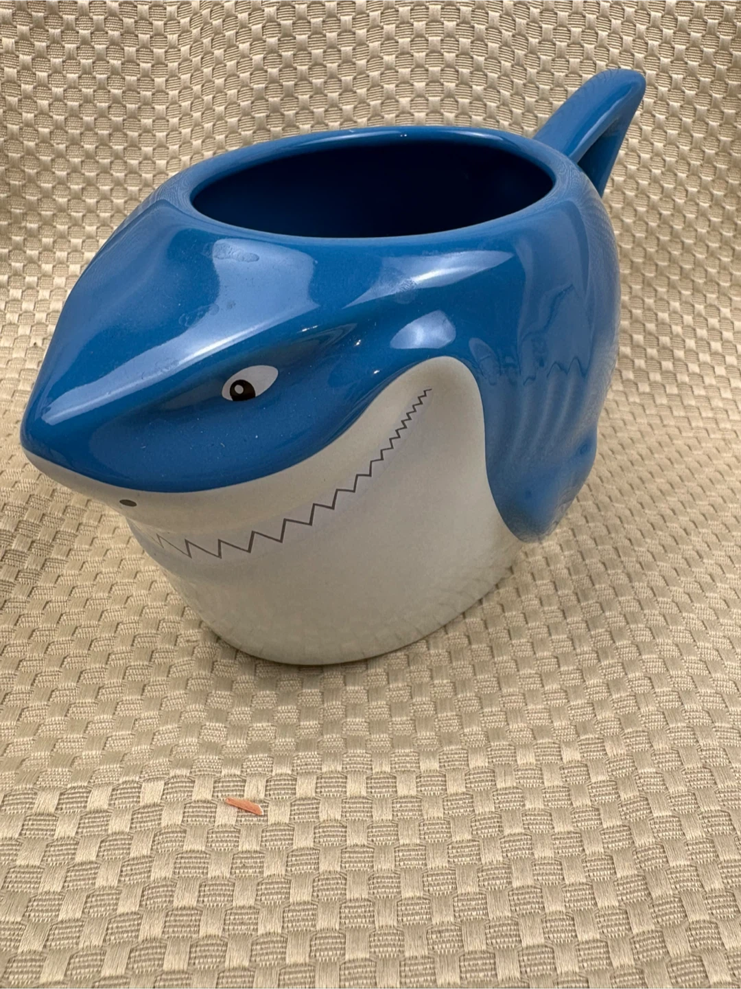 Disney Pixar Shark Mug - photo 3