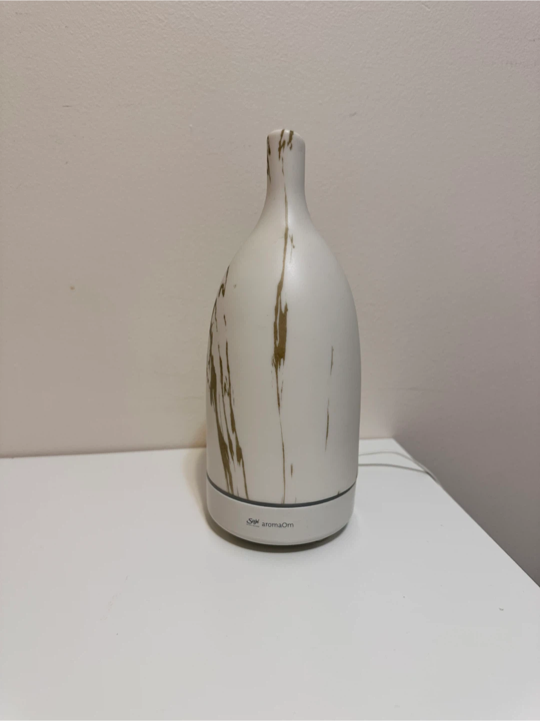 AromaOm Essential Oil Diffuser