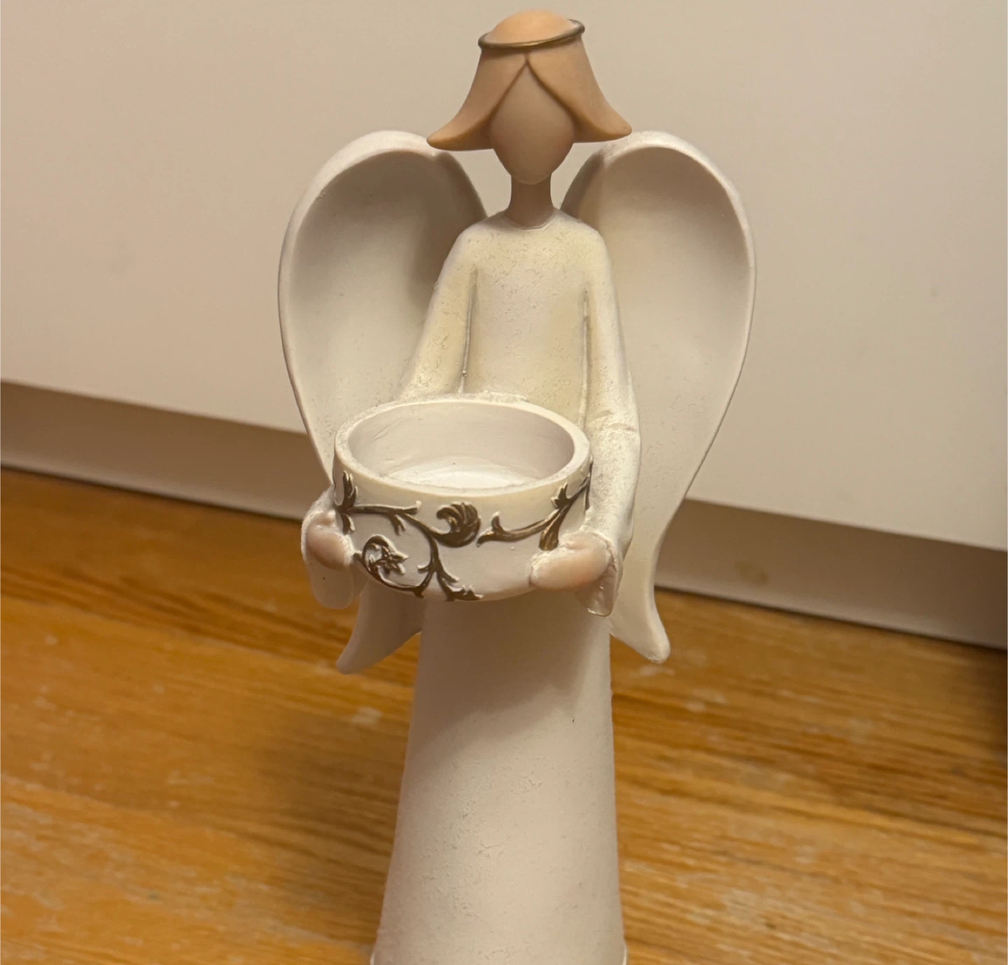 Angelique Christmas Angel T-light Holder