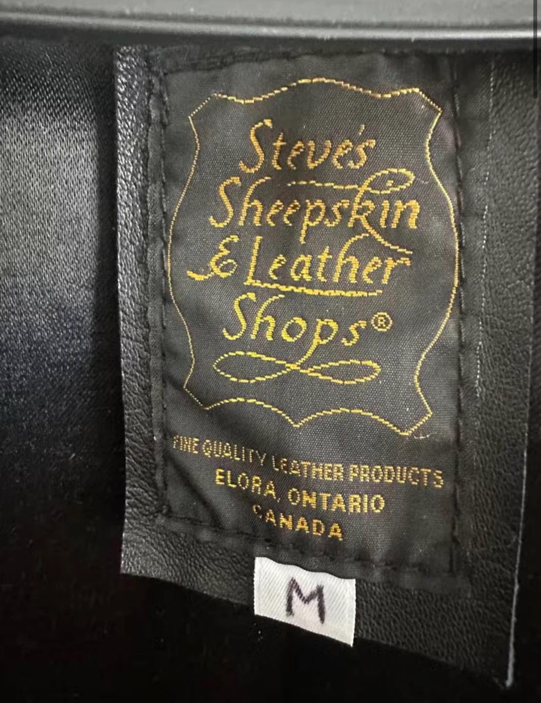 Genuine Leather Jacket made in Canada- Size M - photo 3