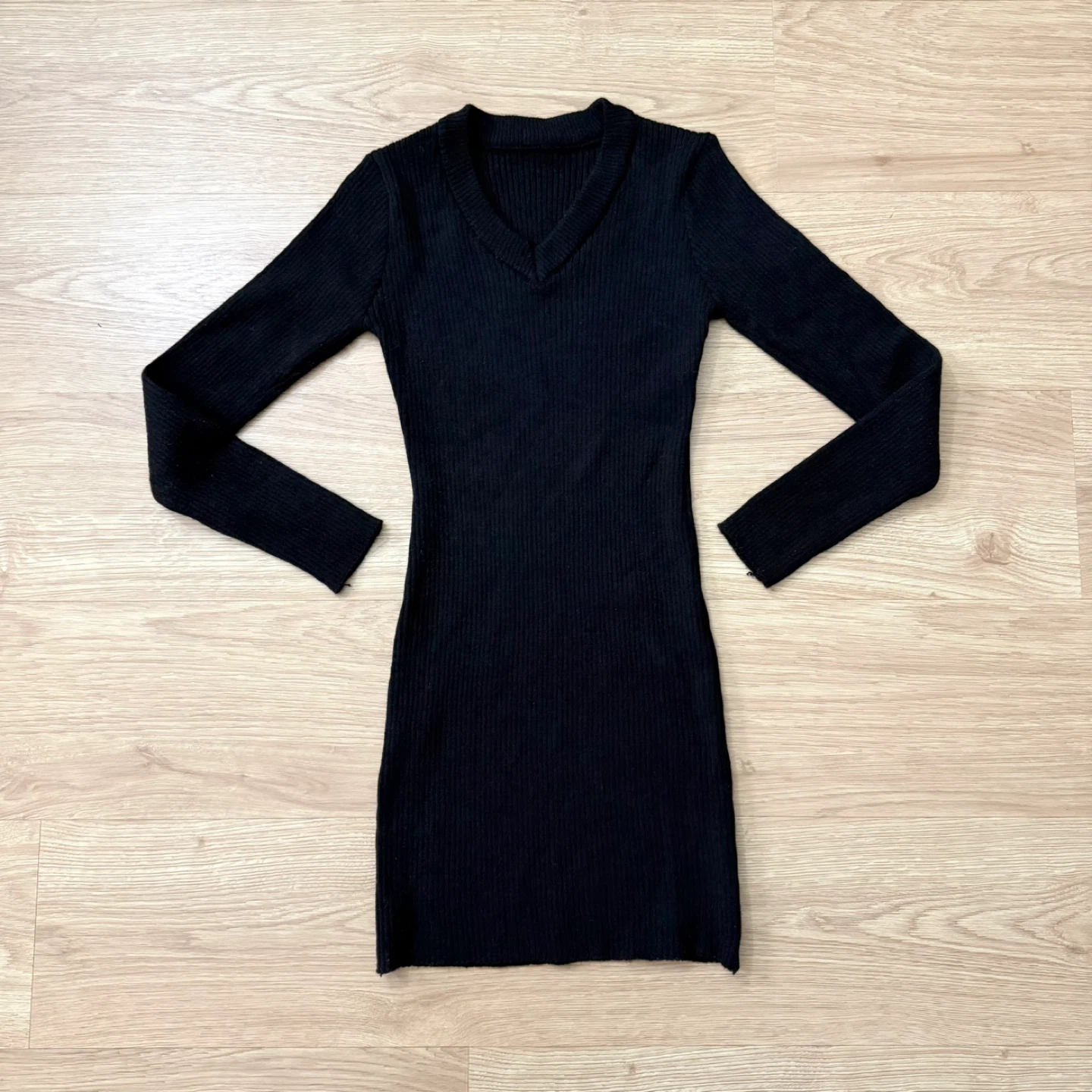 NEW Black V-neck Knit Long Sleeve Bodycon Mini Sweater Dress - photo 2