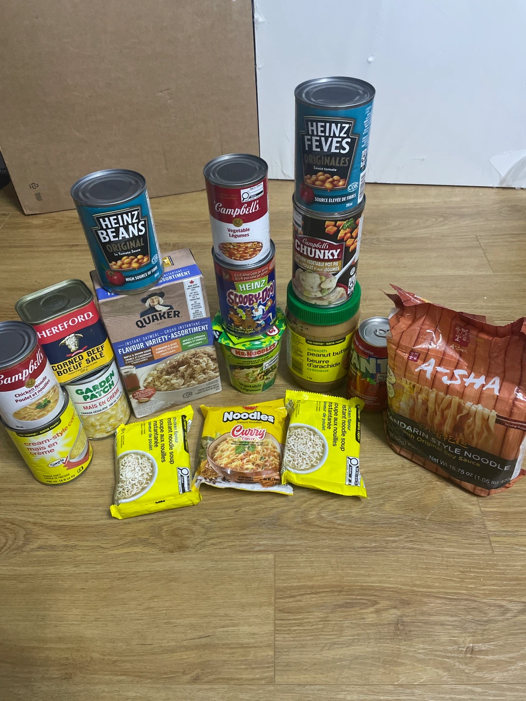 FREE FOOD 🧡 Assorted Canned Goods, Noodles, and Oatmeal