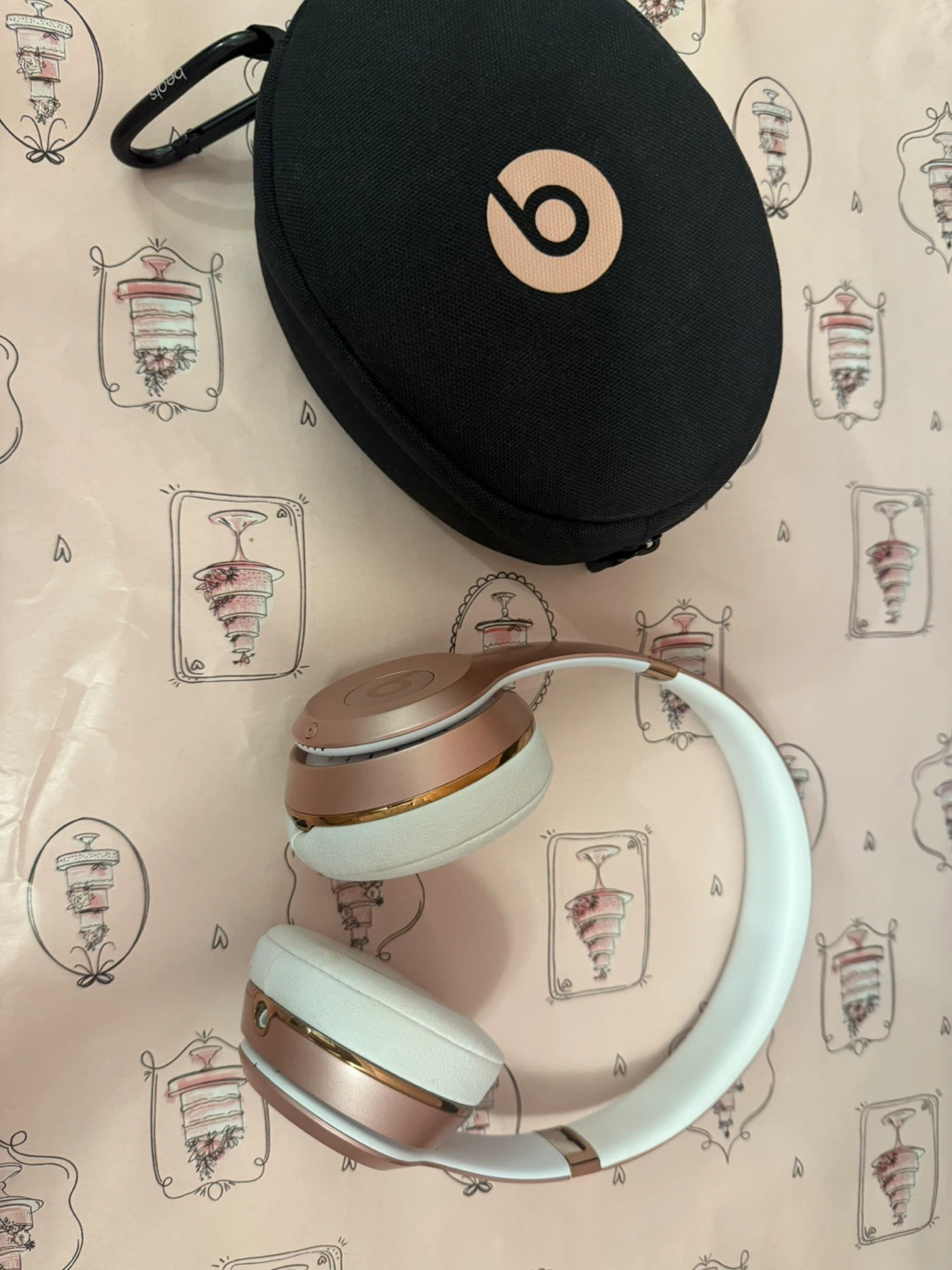 Beats Solo3 Wireless Headphones - Rose Gold