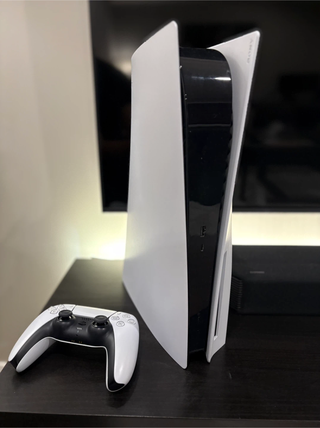 PS5 Disc Edition + Controller + Box – Like New – Limited Time - photo 2