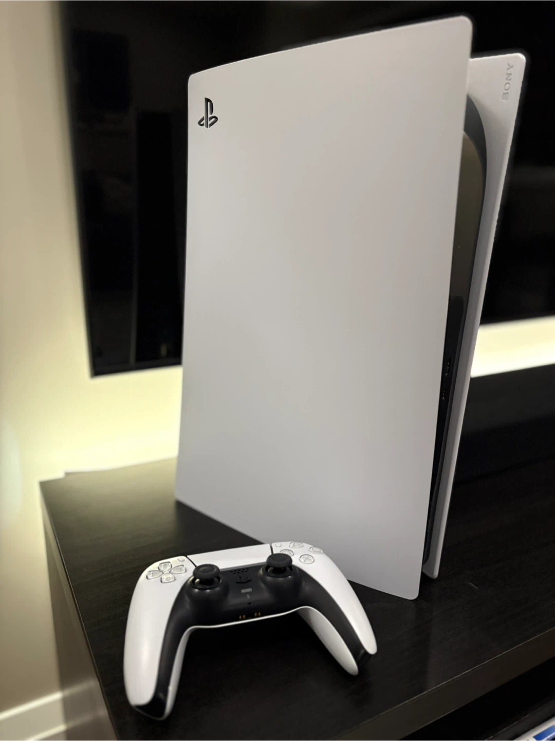 PS5 Disc Edition + Controller + Box – Like New – Limited Time
