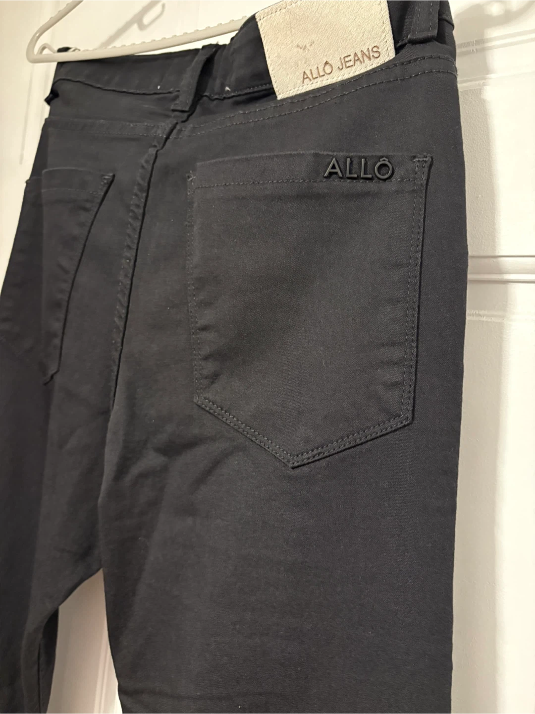 ALLO JEANS Black Flared Bell Bottom Jeans - Size 29 - photo 4