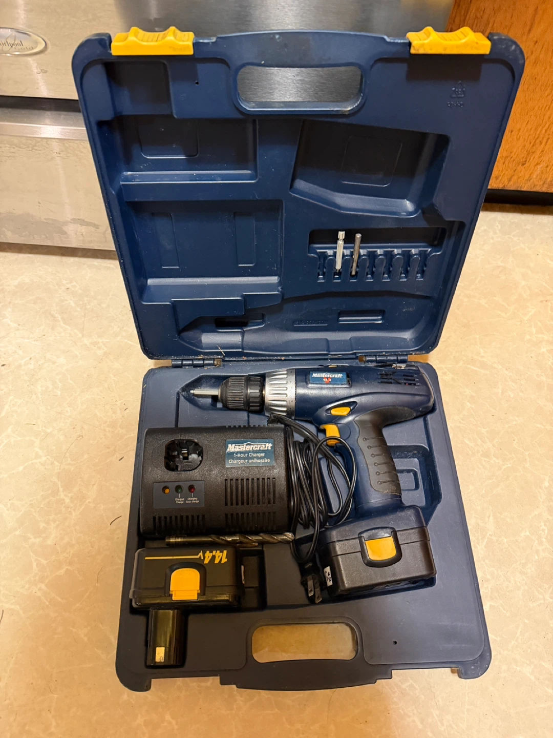 Mastercraft 14.4V Cordless Drill Kit with Charger and Case - photo 2
