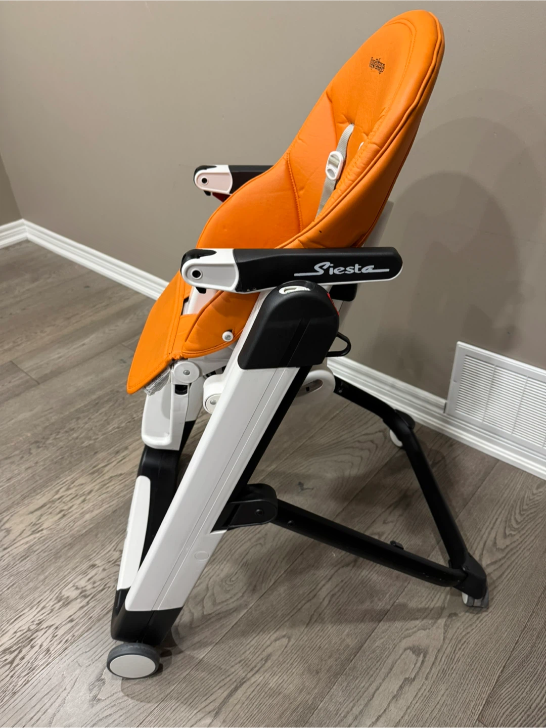 Peg Perego High Chair - photo 3