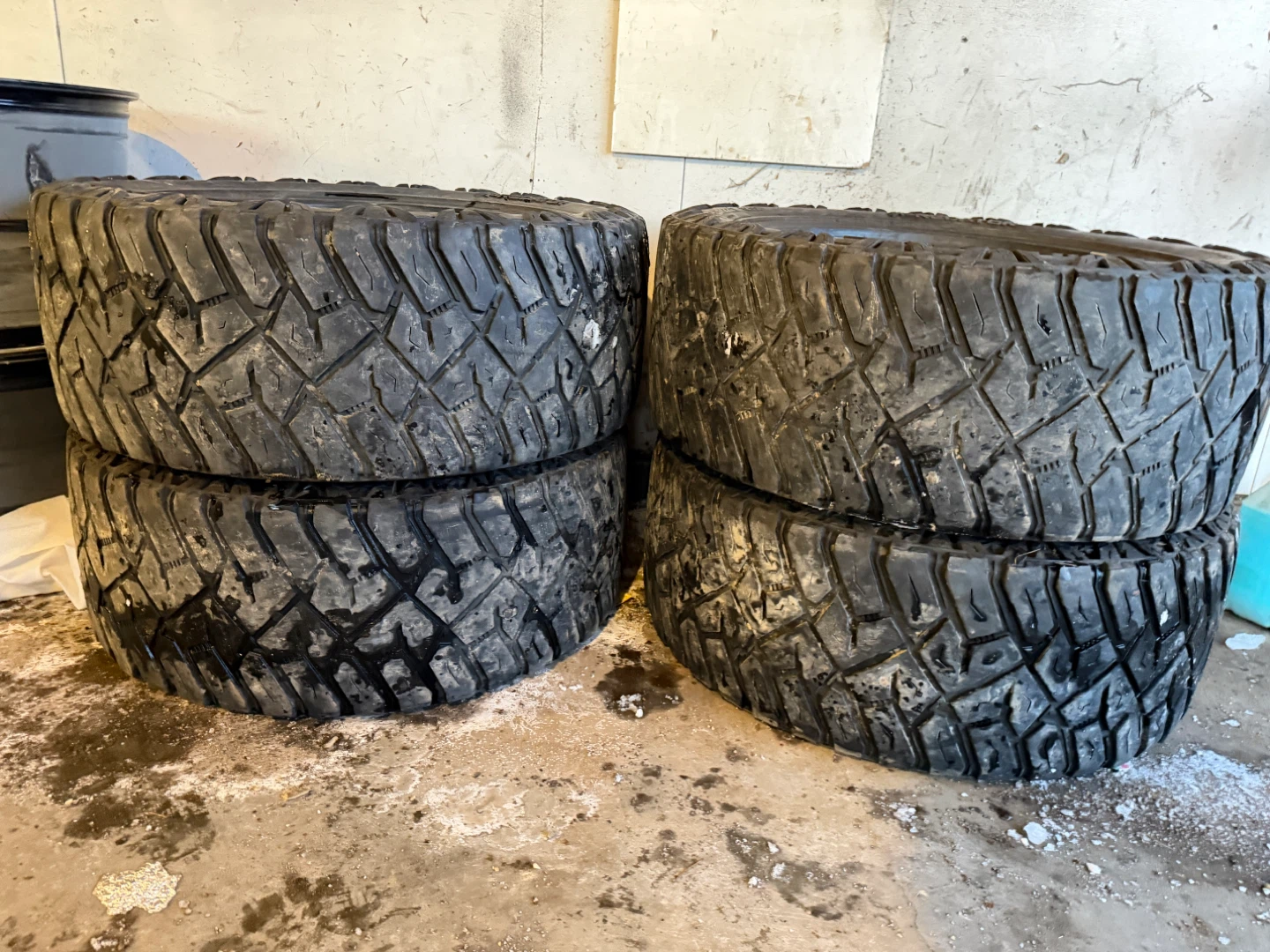 Set of 4 Tires 35x12.50R22LT Load Range F - photo 2