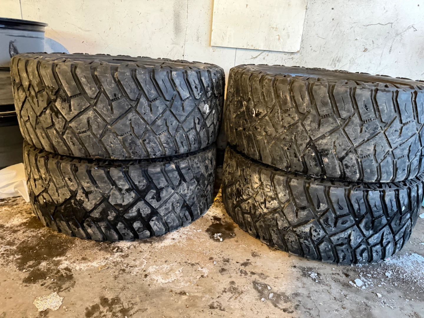 Set of 4 Tires 35x12.50R22LT Load Range F - photo 3
