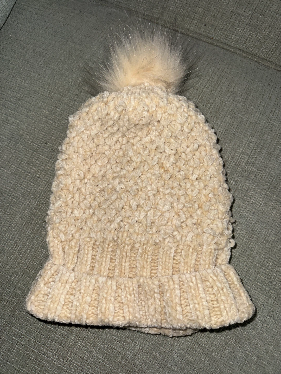 🧡Papillon Beanie with Pom Pom - Cream