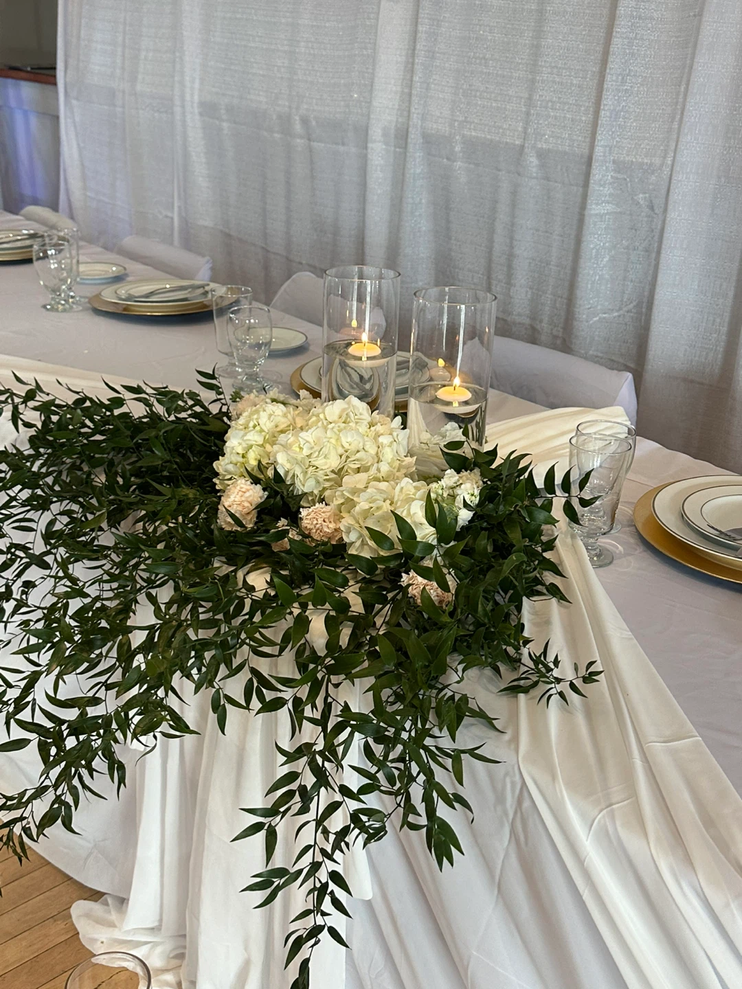 White Floral Wedding Arch and Centerpiece Decor Set - photo 4