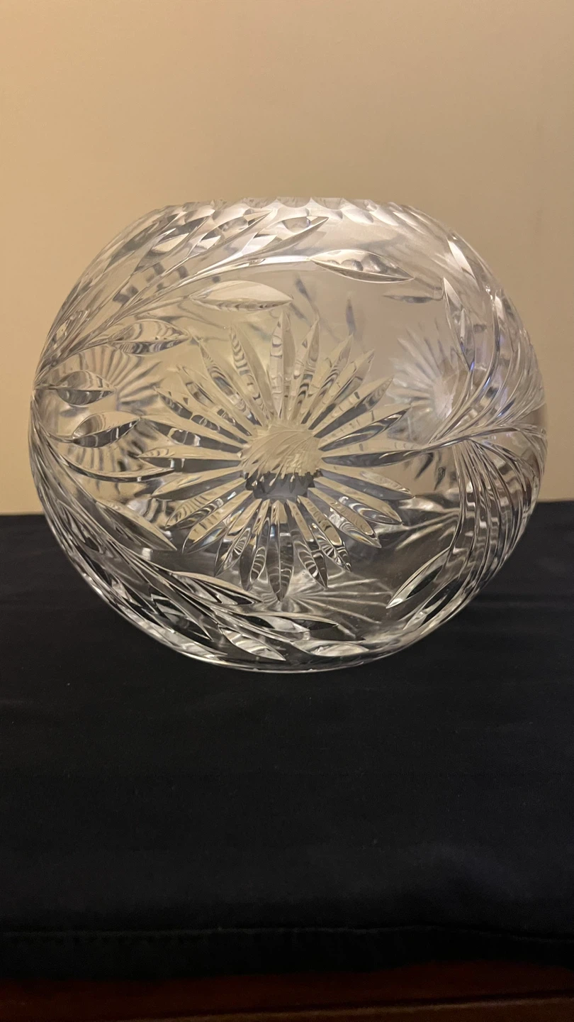 1960s Vintage Round Clear Crystal Glass Vase