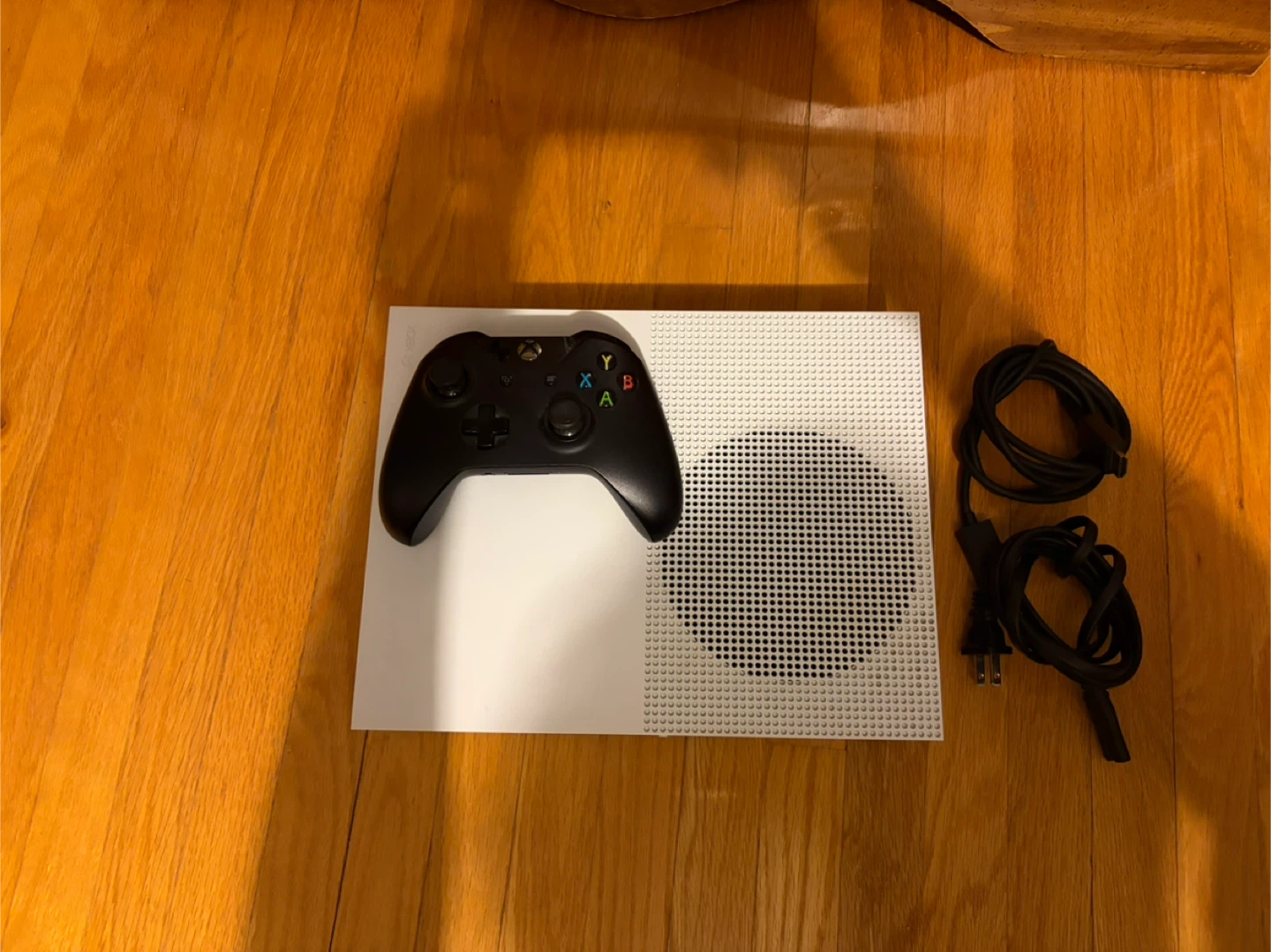 Xbox One S Console with Controller and Cables - photo 2