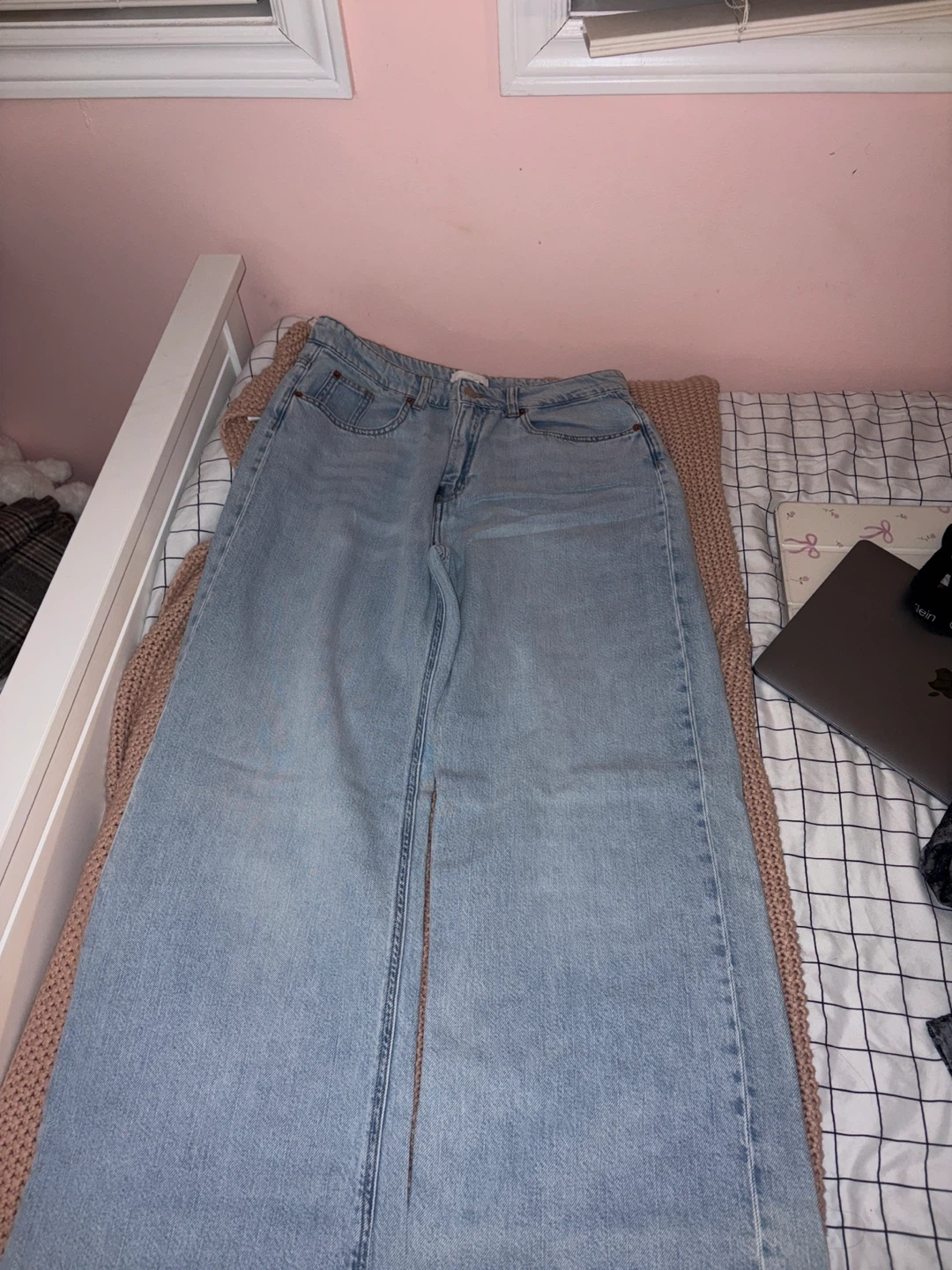 Light Wash Wide Leg Jeans - photo 2